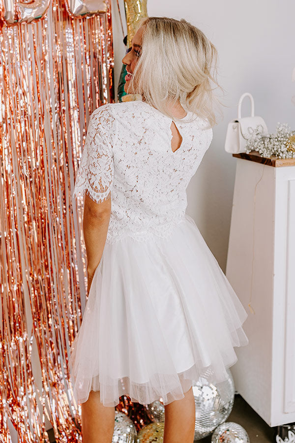 Lace Daydream Shift Top in White