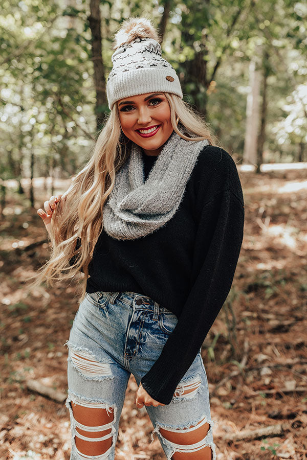 Colorado Cutie Faux Fur Pom Beanie in Light Grey