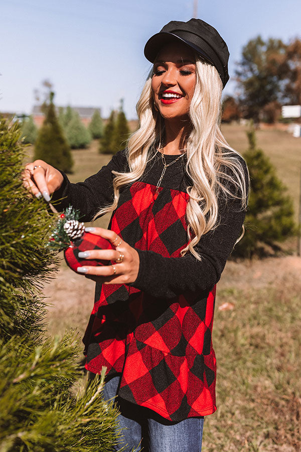Hugs, Kisses, and Warm Wishes Shift Top