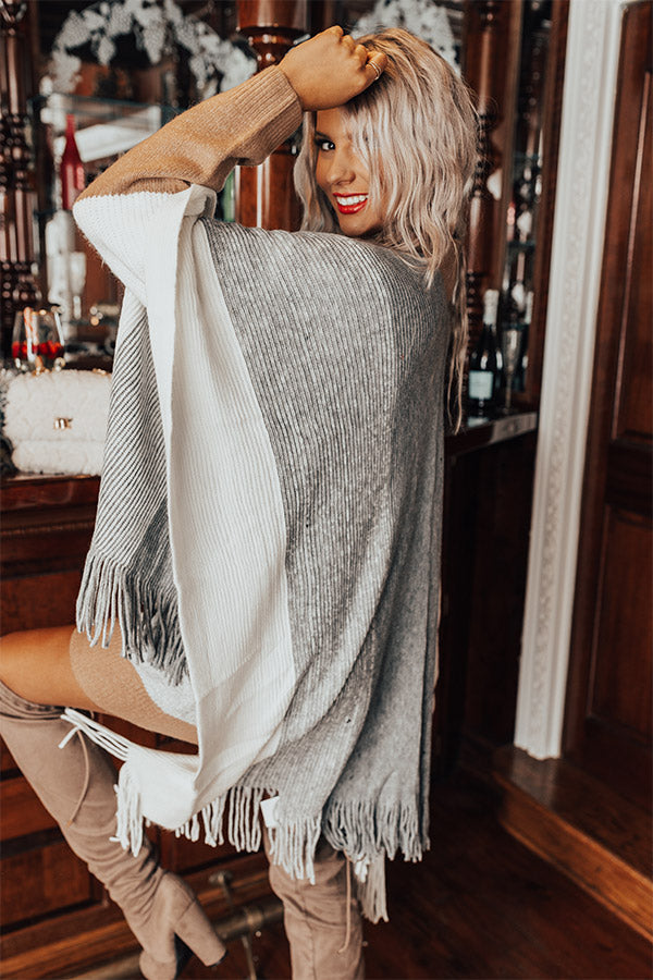 Snowy Dawn Poncho In Grey
