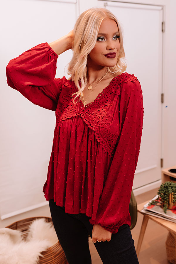Close Concentration Crochet Top