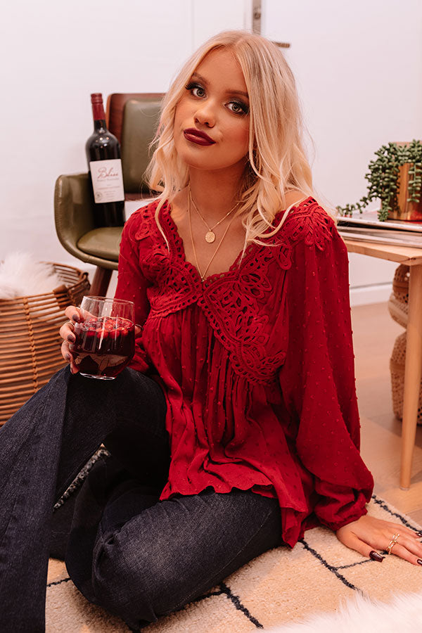 Close Concentration Crochet Top