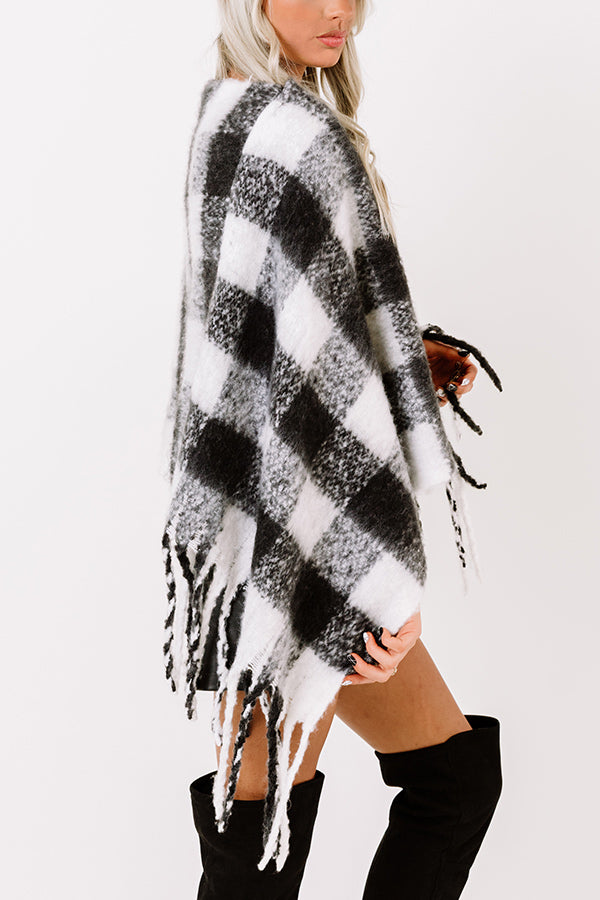 Snuggled Up Buffalo Check Poncho In White