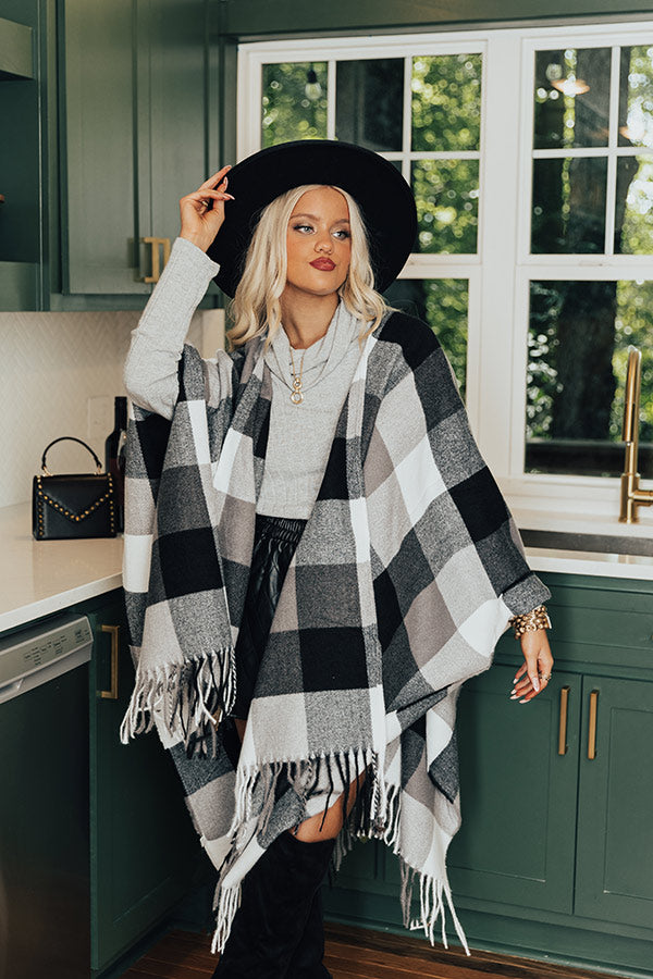 Midwest Dreaming Buffalo Check Poncho In Black
