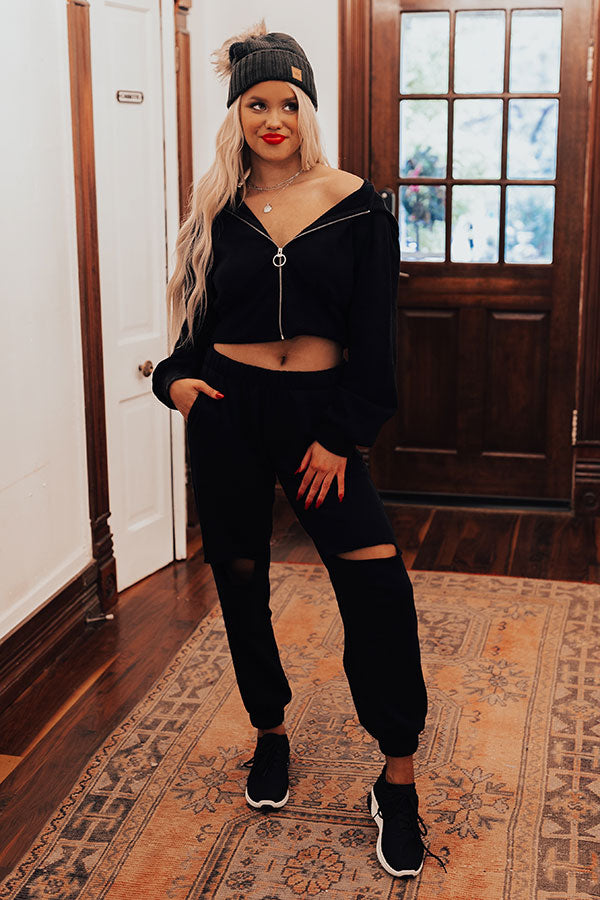 Wild About The Weekend Crop Hoodie In Black