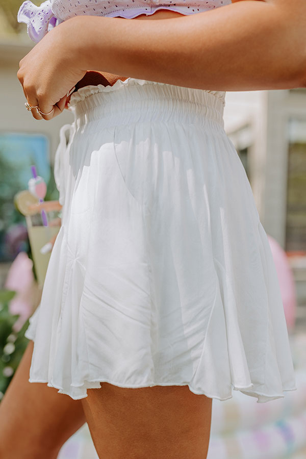 Meet Me In Rio Shorts In White