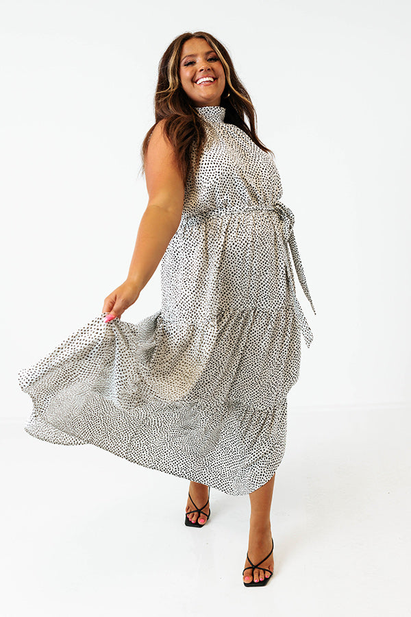 Really Dreamy Maxi In White Curves