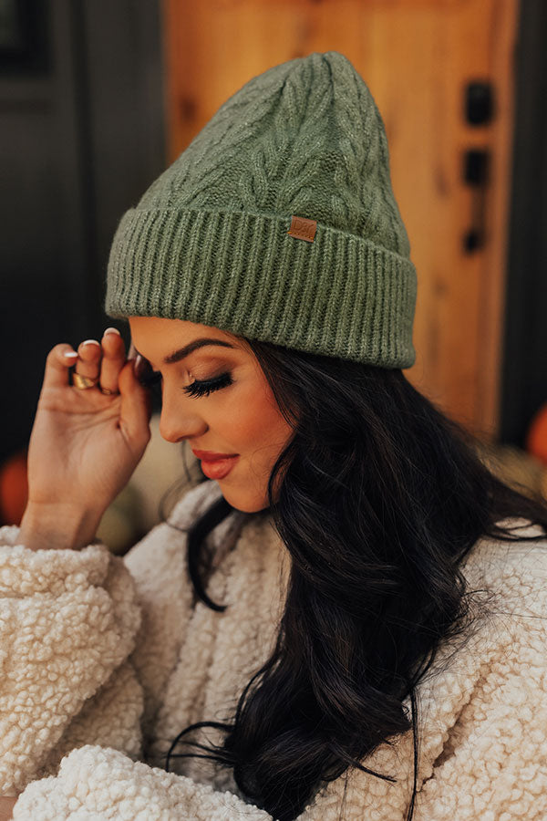 Snowfall Feels Cable Knit Beanie In Green