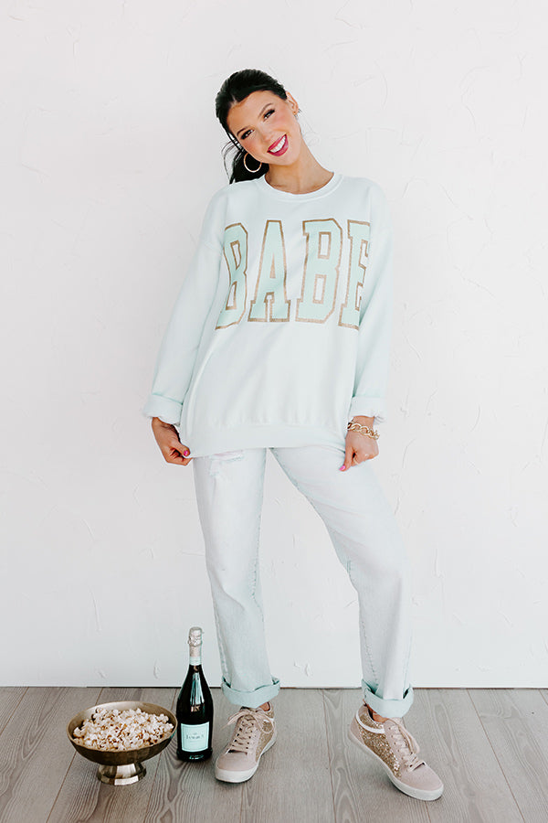 Call Me Babe Graphic Sweatshirt In Limpet Shell
