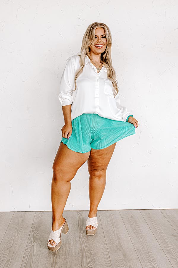 Tour The Town Pleated Shorts In Turquoise Curves