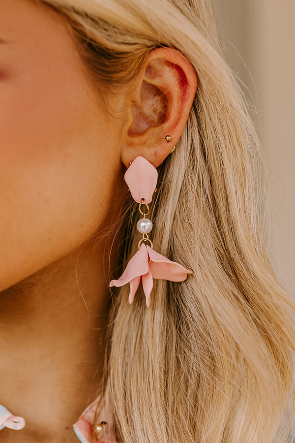 Chic And Sincere Earrings In Pink