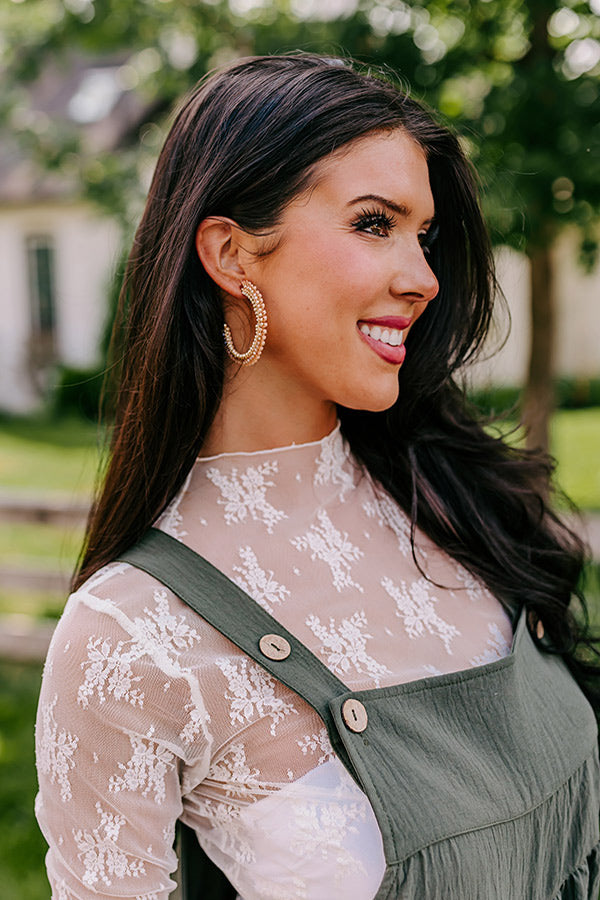 Humming Sweetly Hoop Earrings In Champagne