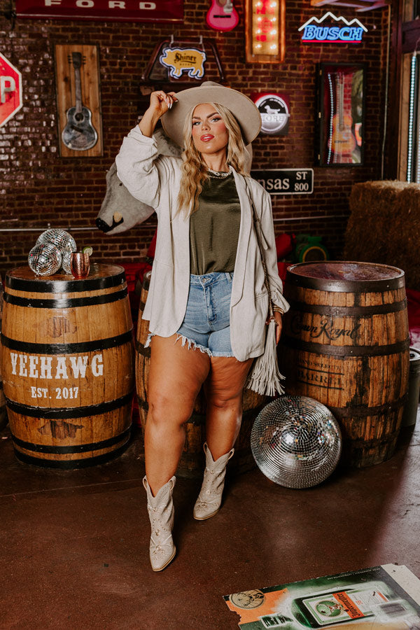 Chic Enterprise Shift Top In Olive Curves