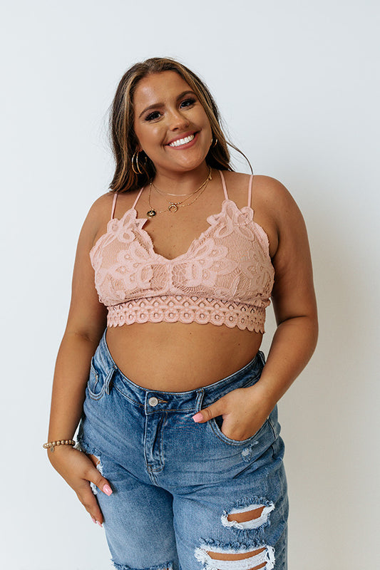 Paris Premier Lace Bralette In Peach Curves