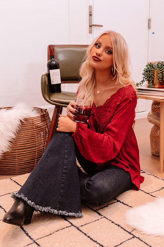 Close Concentration Crochet Top