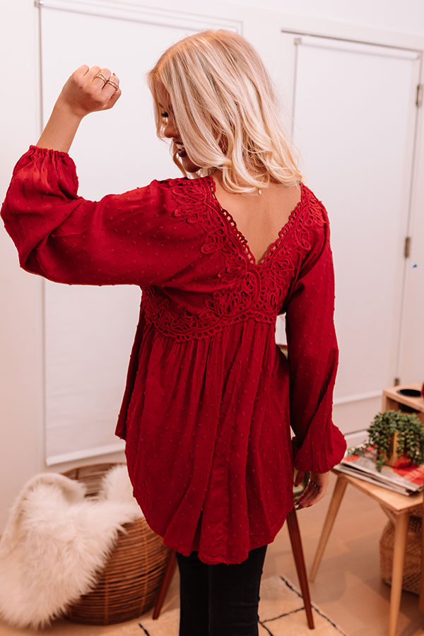 Close Concentration Crochet Top