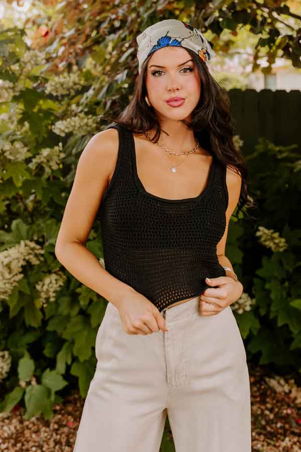 Beach Daydream Knit Crop Top In Black