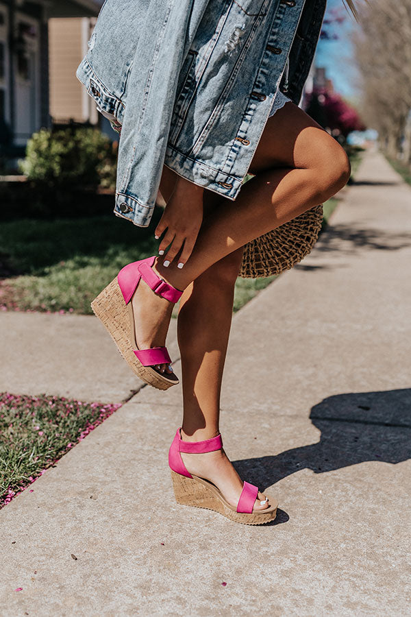 Kaya Nubuck Wedge in Fuchsia