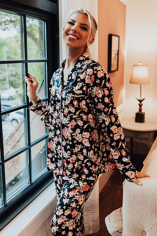 Ready To Wind Down Floral Top In Black