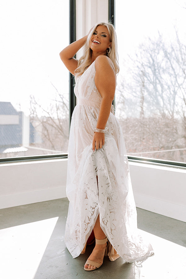 Encore Please Maxi Dress In White Curves