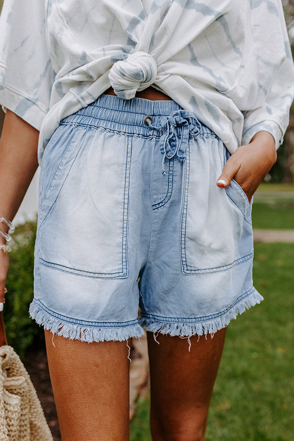 Tuscan Time Chambray Shorts In Light Wash