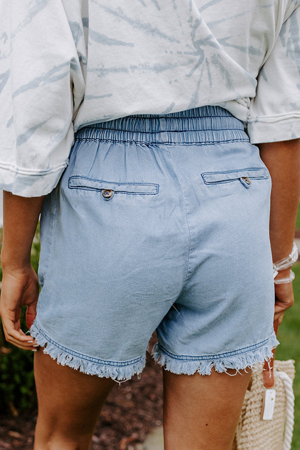 Tuscan Time Chambray Shorts In Light Wash