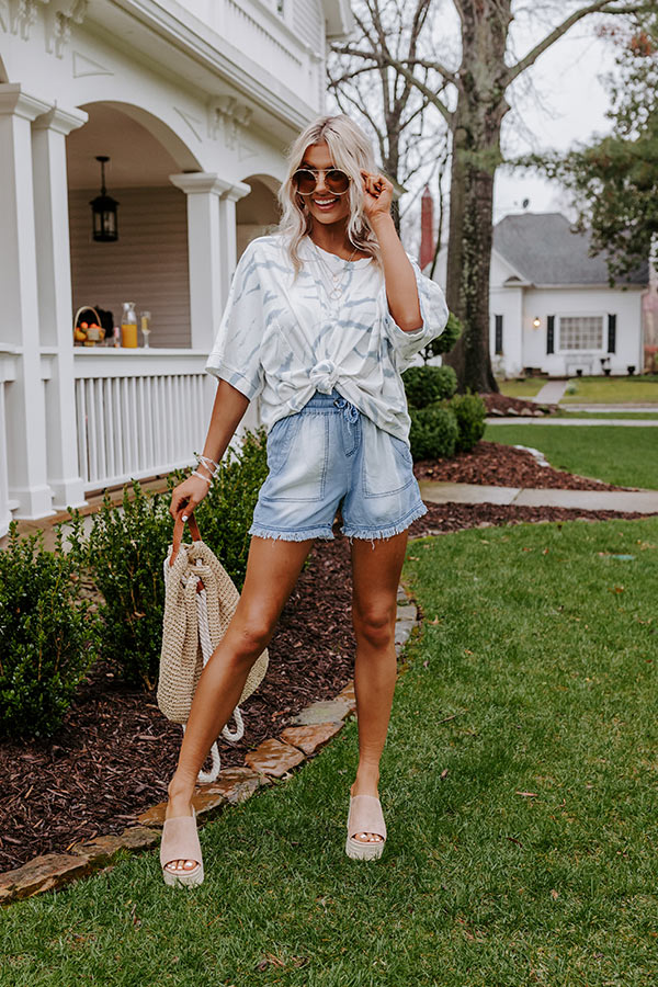 Tuscan Time Chambray Shorts In Light Wash