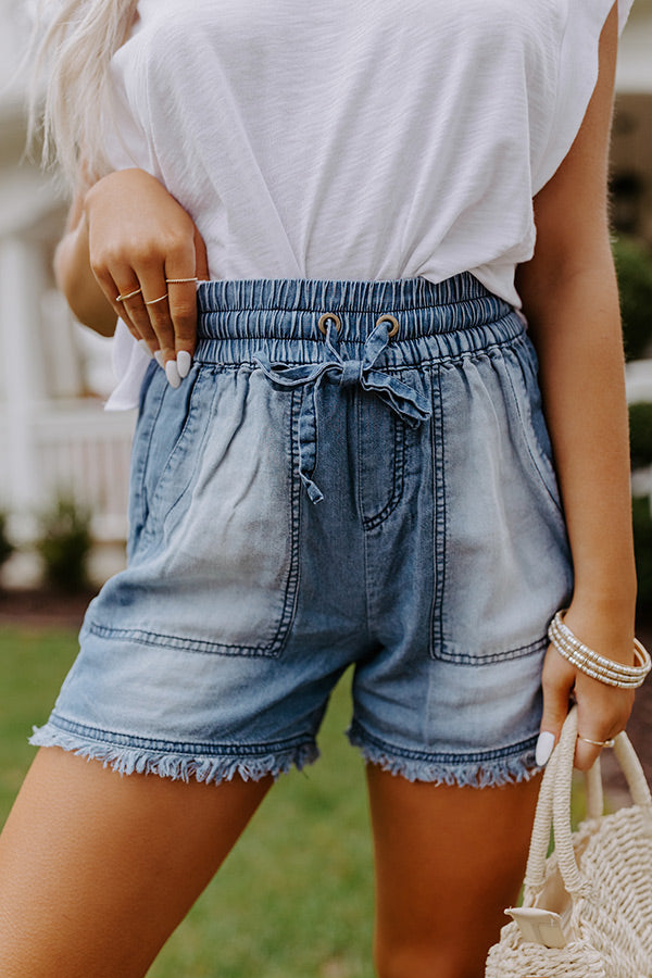 Tuscan Time Chambray Shorts In Medium Wash