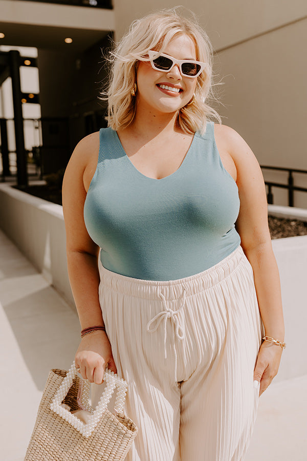 Sun And Shade Shift Top In Teal Curves
