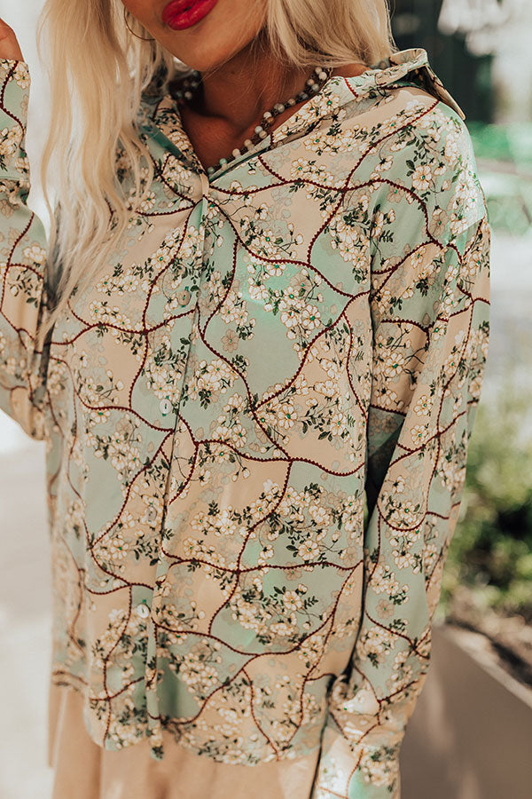 Chat With Me Satin Top In Mint
