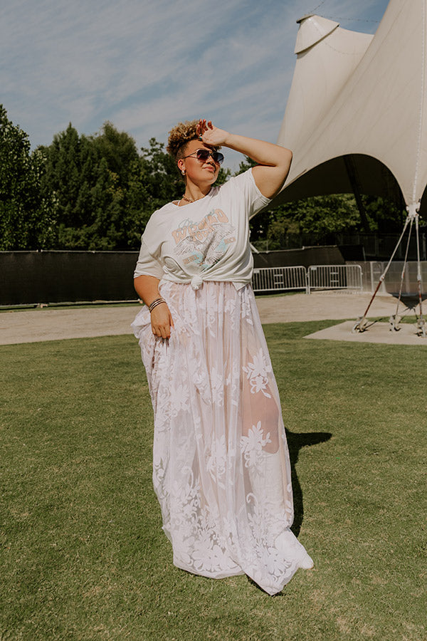 Dreamer World Tour Graphic Tee In White Curves