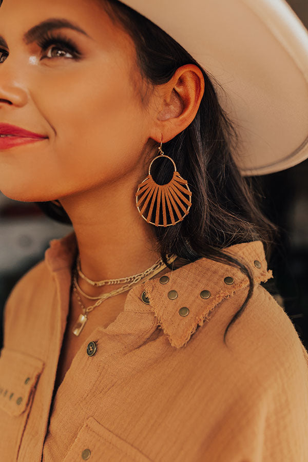 Country Chic Earrings In Camel