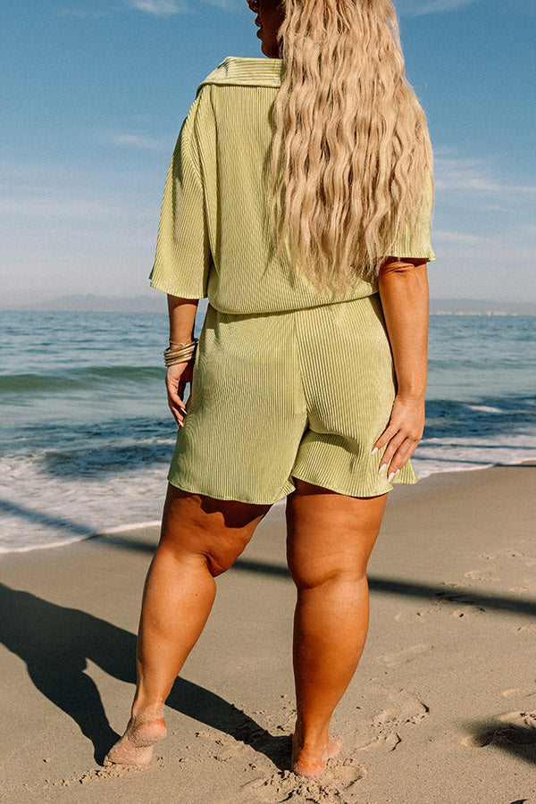 Tour The Town Pleated Shorts In Lime Punch Curves