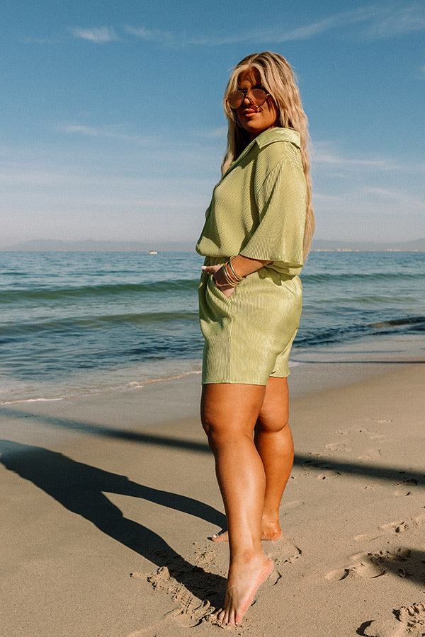 Tour The Town Pleated Shorts In Lime Punch Curves