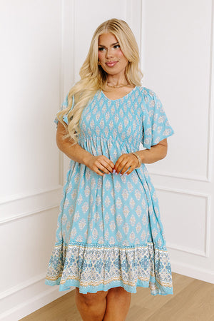 Charming Walk Smocked Midi Curves