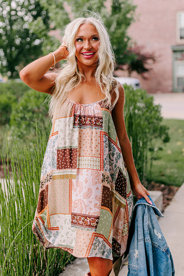 Salty Breeze Babe Shift Dress In Iced Latte