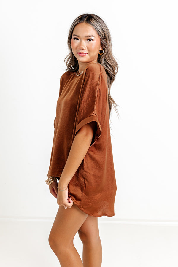 Chic Enterprise Shift Top In Brown