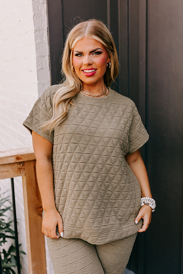 Creekside Cabin Shift Top In Sage Curves