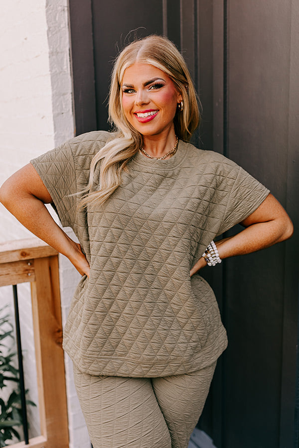 Creekside Cabin Shift Top In Sage Curves