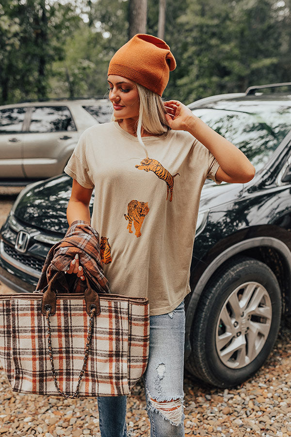 Good Behavior Graphic Tee In Iced Latte