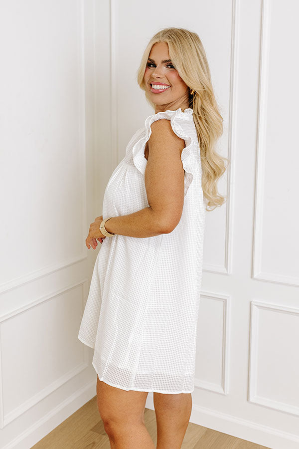 Casually Chic Shift Dress In White Curves