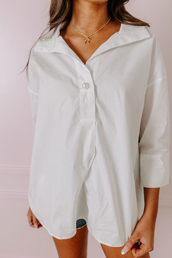 Manhattan Meeting Shift Top In White